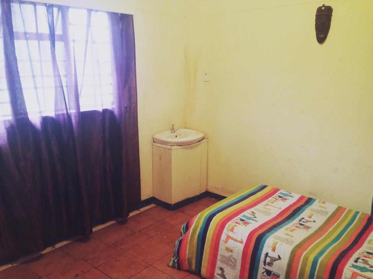 Albergue Kumunzi Backpackers Lusaka Exterior foto